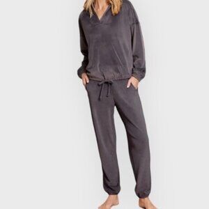 Barefoot Dreams Luxechic Women's Hoodie Sz XS, Carbon Gray Color, Plush, NWT